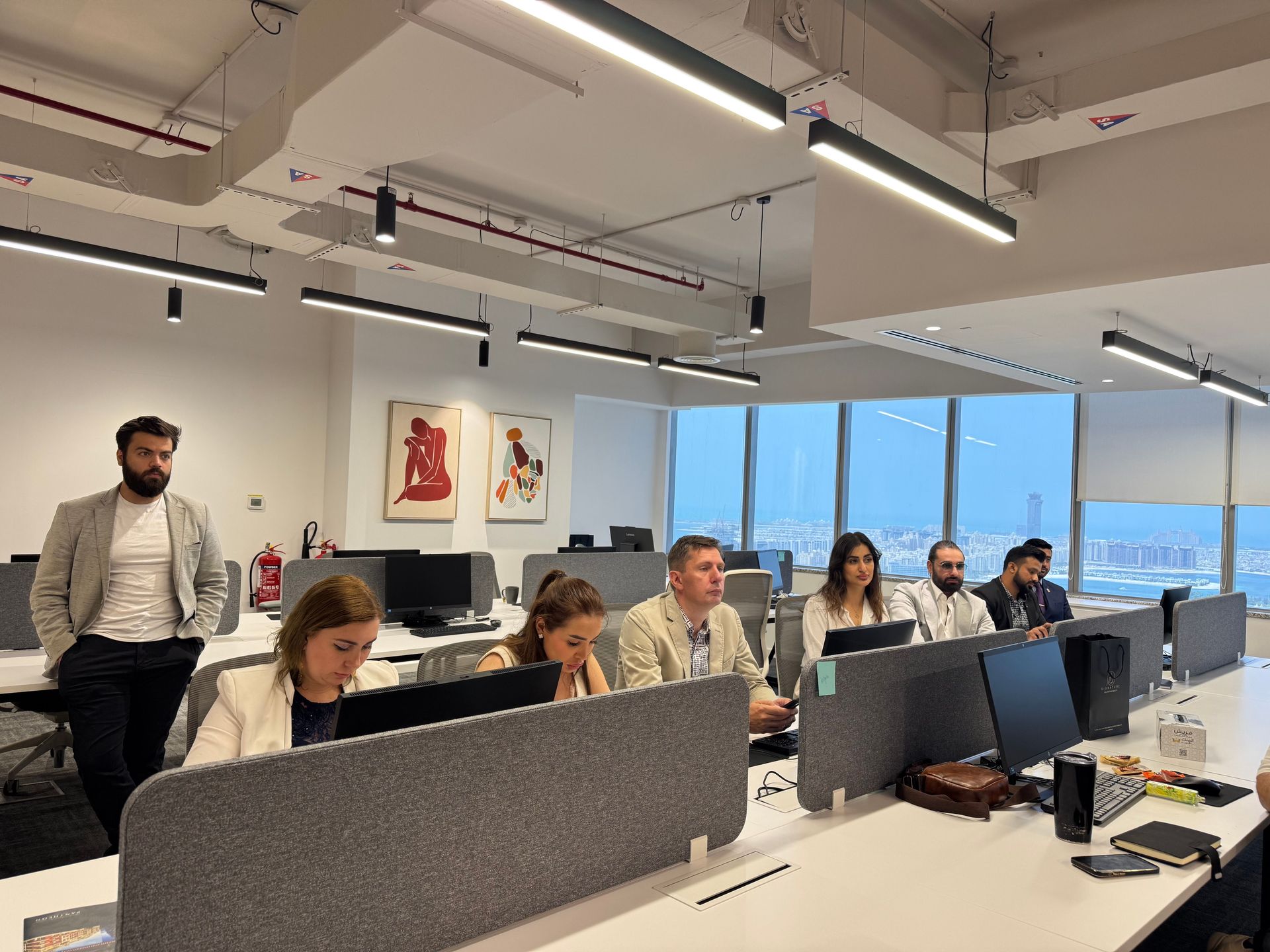 Operación del corporativo cliente de Chemon